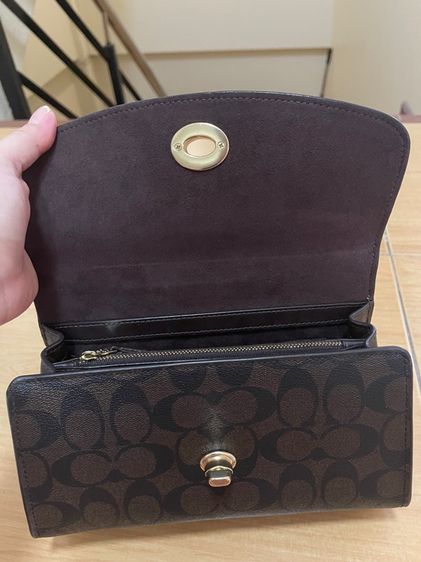 Coach Tilly Top Handle รูปที่ 9