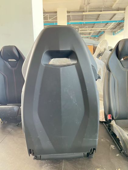 NOS เบาะหน้า Lamborghini ของแท้ LH+RH สีดำ ด้ายเหลือง Original Front Seat รูปที่ 2