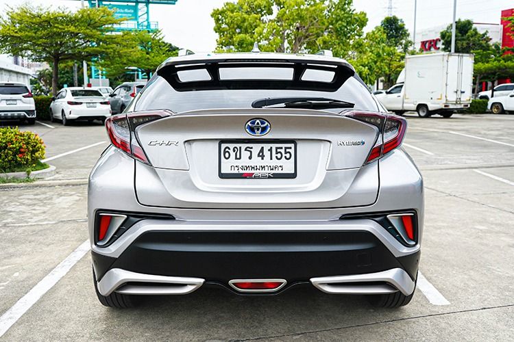 Toyota C-HR 2018 1.8 HV Hi Utility-car ไฮบริด เกียร์อัตโนมัติ เทา รูปที่ 4