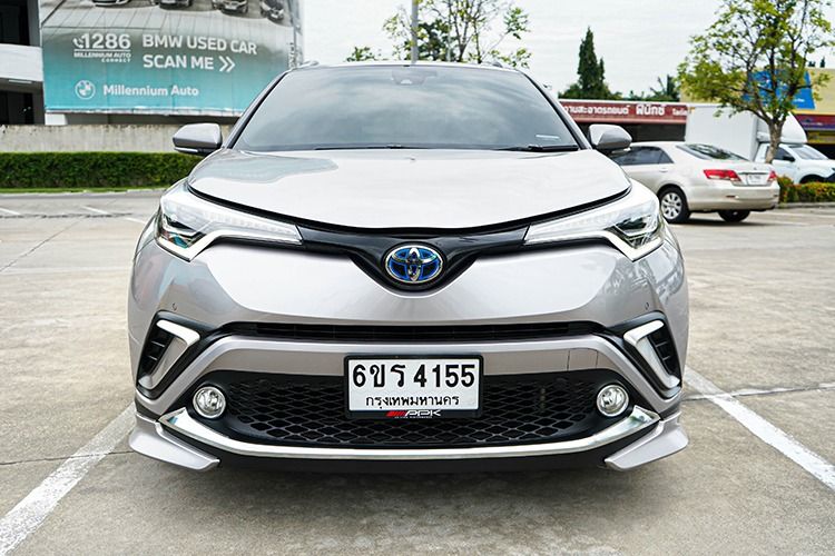 Toyota C-HR 2018 1.8 HV Hi Utility-car ไฮบริด เกียร์อัตโนมัติ เทา รูปที่ 2