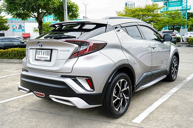Toyota C-HR 2018 1.8 HV Hi Utility-car ไฮบริด เกียร์อัตโนมัติ เทา รูปที่ 3