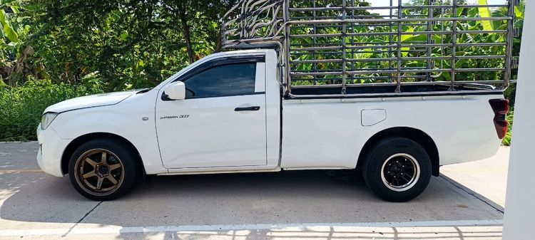Isuzu D-MAX 2021 3.0 S Pickup ดีเซล ไม่ติดแก๊ส เกียร์ธรรมดา ขาว รูปที่ 3