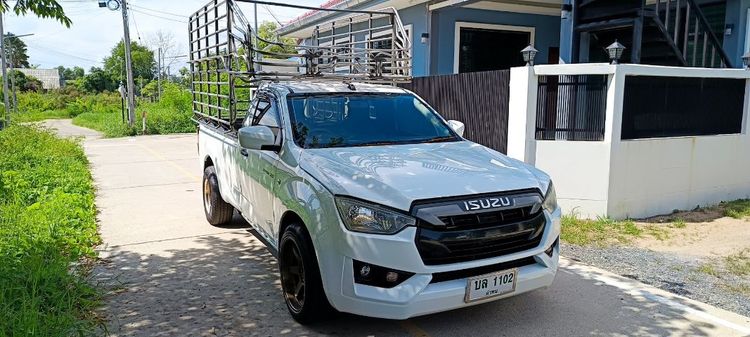 รถ Isuzu D-MAX 3.0 S สี ขาว