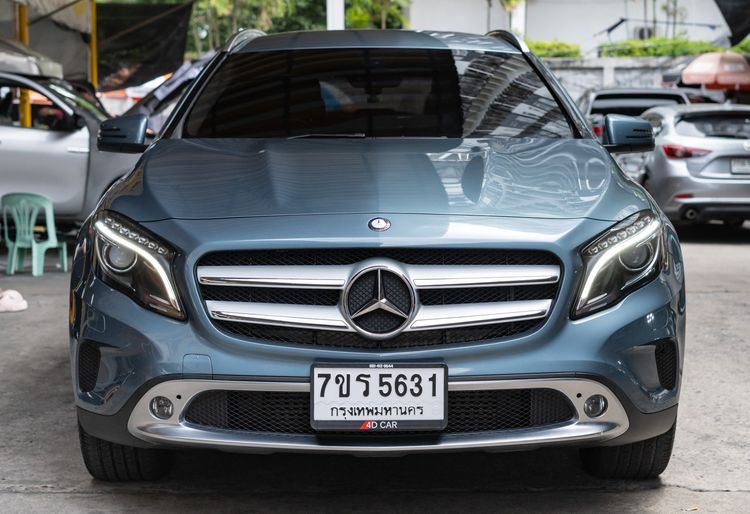2016 MERCEDES-BENZ GLA200 1.6 เลขไมล์62,000กิโลแท้ รถบ้าน มือเดียว สภาพดีมาก ไม่เคยชน