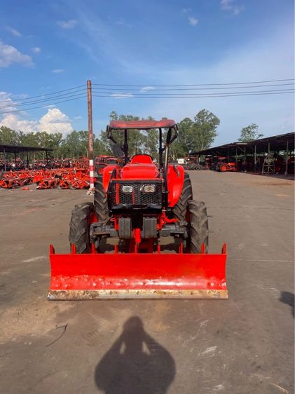 ดันแรง พร้อมดัน คันใหญ่ ใช้ดี รถไถคูโบต้ารุ่น MU5702ใบดันดินหน้า ผาน 1 ตัว ดาวน์   0 บาท สนใจโทรสอบถามหรือมาดูที่ร้านเราได้จ้า รูปที่ 7