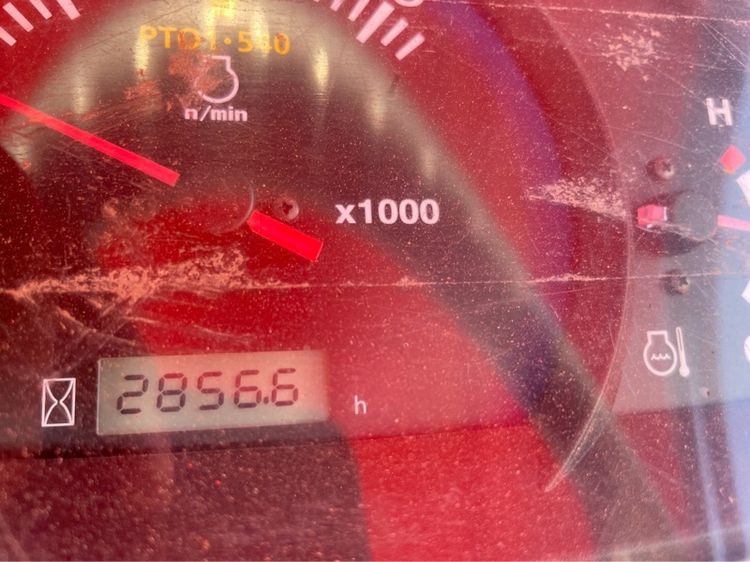 ดันแรง พร้อมดัน คันใหญ่ ใช้ดี รถไถคูโบต้ารุ่น MU5702ใบดันดินหน้า ผาน 1 ตัว ดาวน์   0 บาท สนใจโทรสอบถามหรือมาดูที่ร้านเราได้จ้า รูปที่ 9