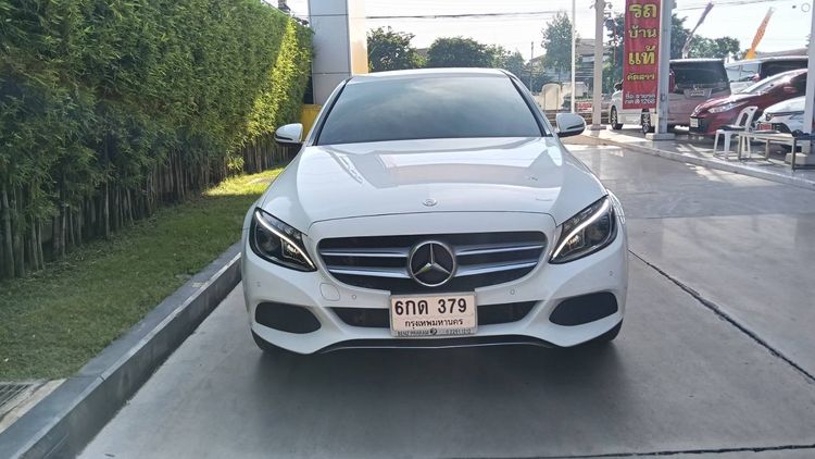 Mercedes-Benz C-Class 2017 C350e Sedan ไฮบริด ไม่ติดแก๊ส เกียร์อัตโนมัติ ขาว รูปที่ 2