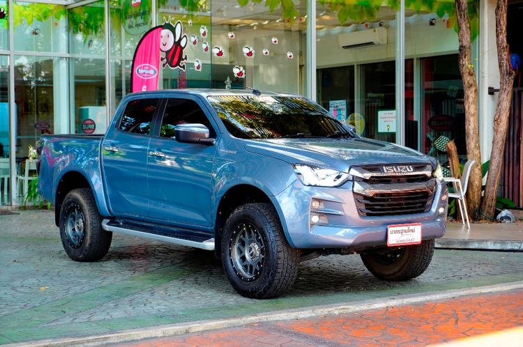 รถ Isuzu D-MAX 3.0 Hi-Lander สี เทา