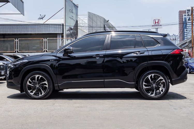 Toyota Corolla Cross 2024 1.8 HEV Premium Luxury Utility-car ไฮบริด ไม่ติดแก๊ส เกียร์อัตโนมัติ ดำ รูปที่ 4