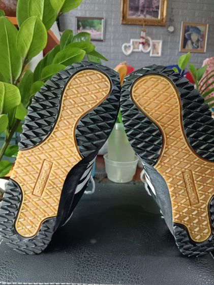 รองเท้า adidas Originals City Marathon PT สี Core Black  รูปที่ 3