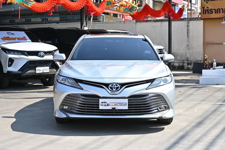 Toyota Camry 2019 2.5 Hybrid Sedan ไฮบริด ไม่ติดแก๊ส เกียร์อัตโนมัติ บรอนซ์เงิน รูปที่ 3