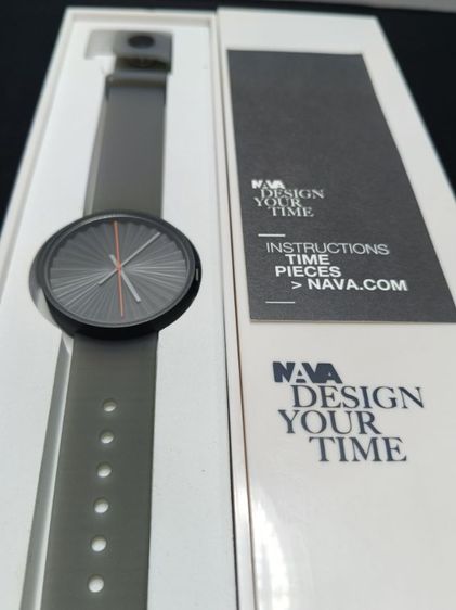 นาฬิกา NAVA Design รุ่น Plicate (Grey)  ดีไซน์โดย Benjamin Hubert อุปกรณ์ครบกล่อง รูปที่ 4
