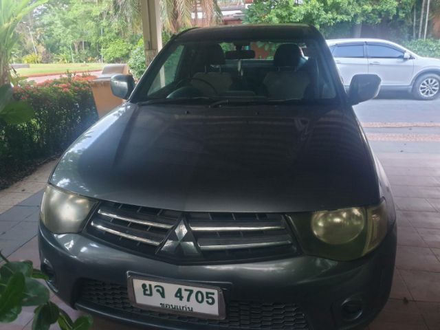 Mitsubishi Triton 2010 2.4 CNG Pickup เบนซิน ไม่ติดแก๊ส เกียร์ธรรมดา เทา รูปที่ 3
