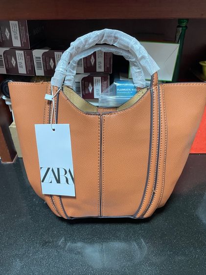 กระเป๋าถือ Zara mini city bag 