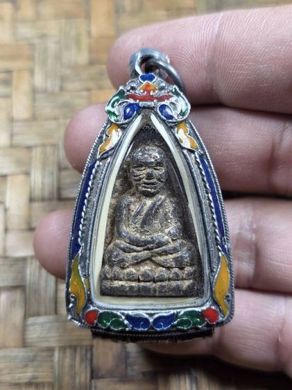 พระหลวงปู่ทวดเนื้อว่านเก่าๆ