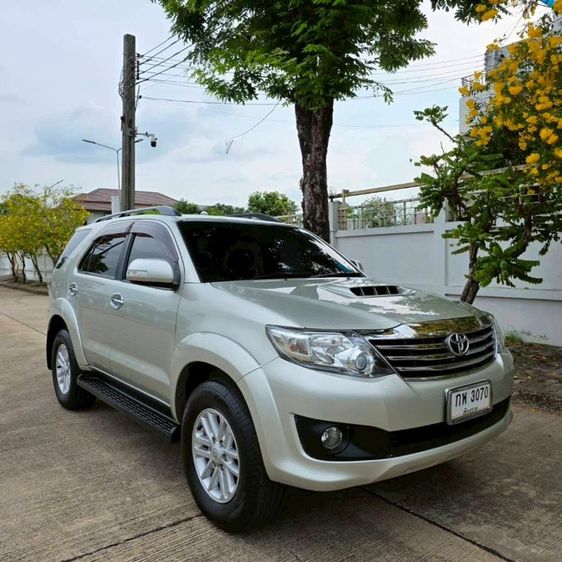 Toyota Fortuner 2013 2.4 V Utility-car ดีเซล ไม่ติดแก๊ส เกียร์อัตโนมัติ เทา รูปที่ 3