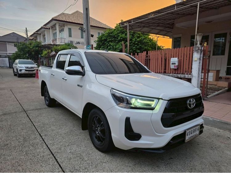 Toyota Hilux Revo 2023 2.4 E Pickup ดีเซล ไม่ติดแก๊ส เกียร์อัตโนมัติ ขาว รูปที่ 2