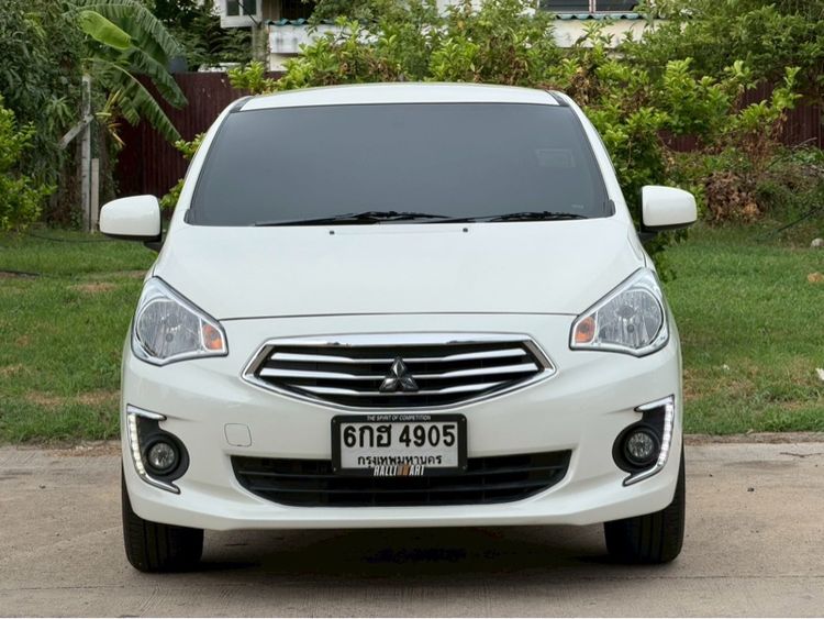 Mitsubishi Attrage 2017 1.2 GLX Sedan เบนซิน ไม่ติดแก๊ส เกียร์อัตโนมัติ ขาว รูปที่ 2