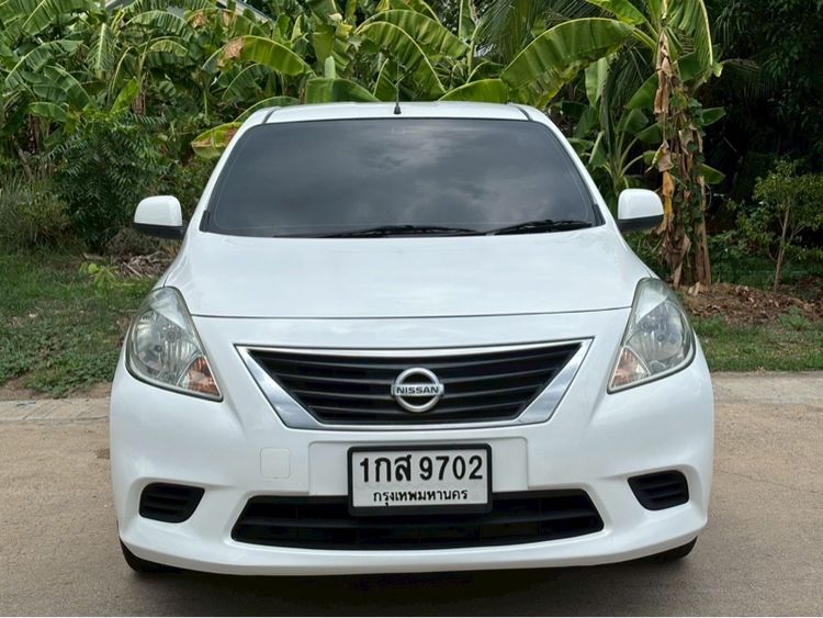 รถ Nissan Almera 1.2 EL สี ขาว