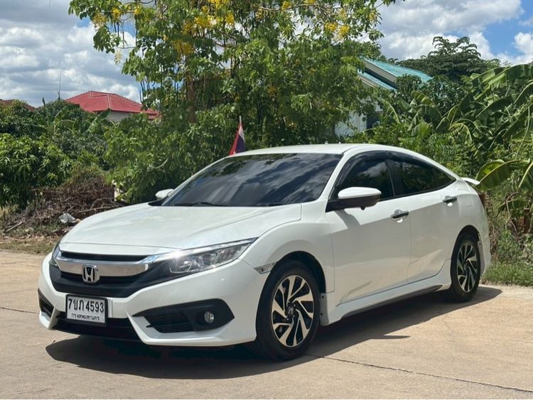 Honda Civic 2016 1.8 EL i-VTEC Sedan เบนซิน ไม่ติดแก๊ส เกียร์อัตโนมัติ ขาว รูปที่ 3