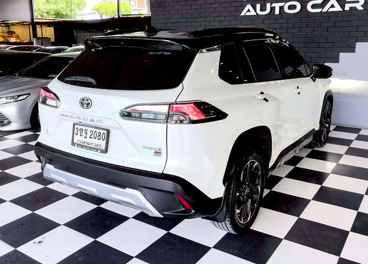 Toyota Corolla Cross 2022 1.8 HEV GR Sport Utility-car ไฮบริด ไม่ติดแก๊ส เกียร์อัตโนมัติ ขาว รูปที่ 2