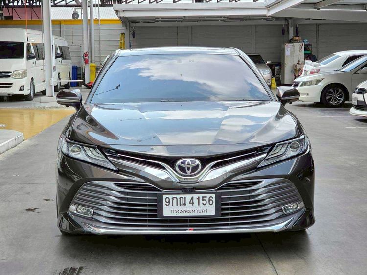 Toyota Camry 2019 2.5 HEV Premium Sedan ไฮบริด ไม่ติดแก๊ส เกียร์อัตโนมัติ ดำ รูปที่ 2