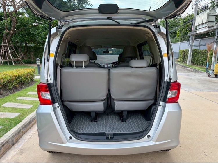 Honda Freed 2013 1.5 EL Van เบนซิน ไม่ติดแก๊ส เกียร์อัตโนมัติ ขาว รูปที่ 4