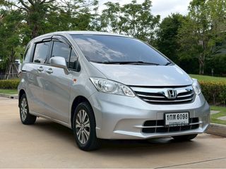 HONDA FREED  ปี  2013 