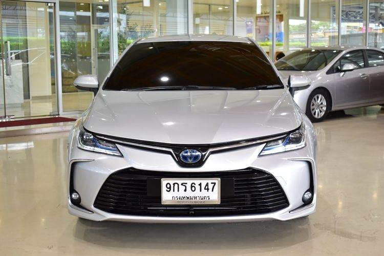 Toyota Altis 2019 1.8 Hybrid High Sedan ไฮบริด ไม่ติดแก๊ส เกียร์อัตโนมัติ เทา รูปที่ 2