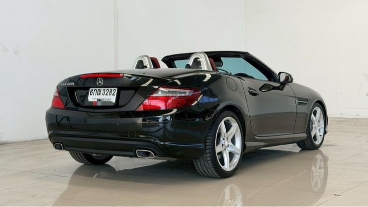 Mercedes-Benz SLK-Class 2016 SLK200 AMG Sedan เบนซิน ไม่ติดแก๊ส เกียร์อัตโนมัติ ดำ รูปที่ 2