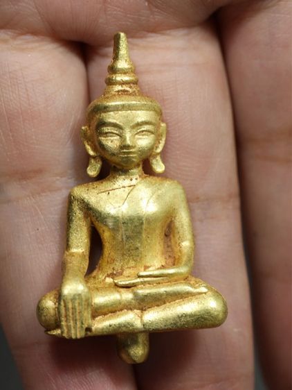 พระยอดธง กรุวัดไก่เตี้ย จ.พระนครศรีอยุธยา 