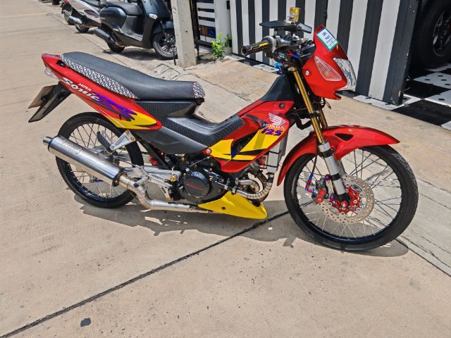 Honda 2002 sonic