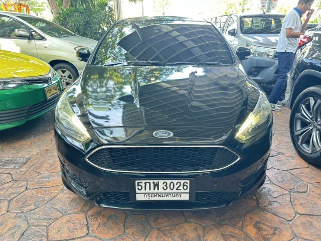 Ford Focus 2016 1.5 Sport Sedan เบนซิน ไม่ติดแก๊ส เกียร์อัตโนมัติ ดำ รูปที่ 2