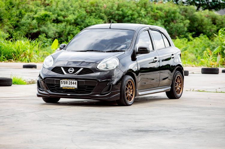 รถ Nissan March 1.2 E สี ดำ