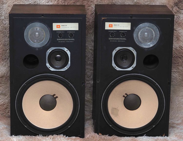 JBL L112 และ L 52 Classic
