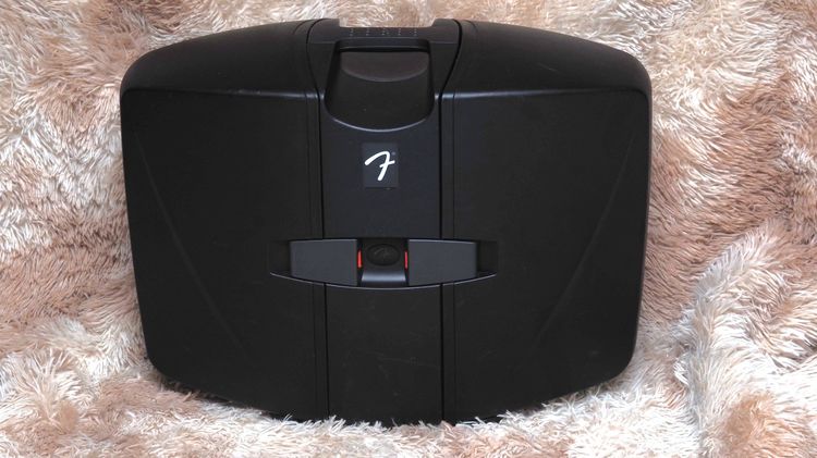 ขาย Fender Passport 150 Pro