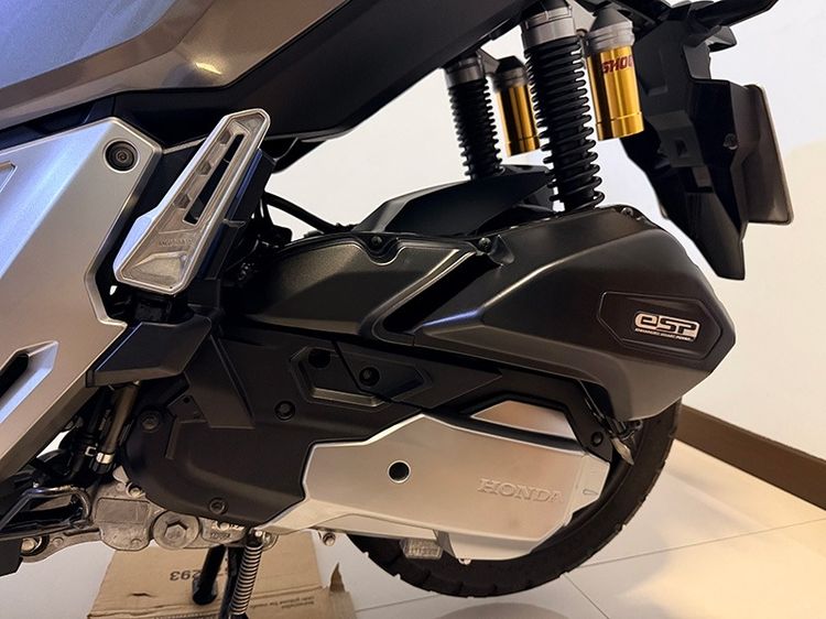 Honda ADV150 ปี 2021 สีบรอนซ์เทา รูปที่ 8
