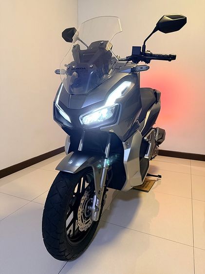 Honda ADV150 ปี 2021 สีบรอนซ์เทา รูปที่ 5