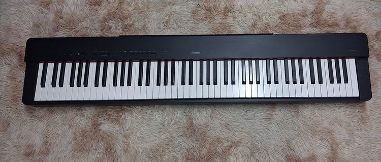 Yamaha P-225