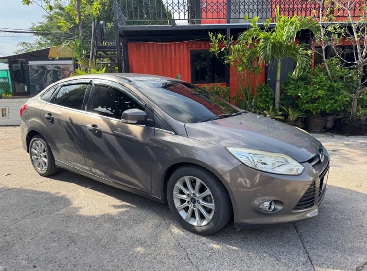 Ford Focus 2012 2.0 Titanium Sedan เบนซิน ไม่ติดแก๊ส เกียร์อัตโนมัติ เทา รูปที่ 3