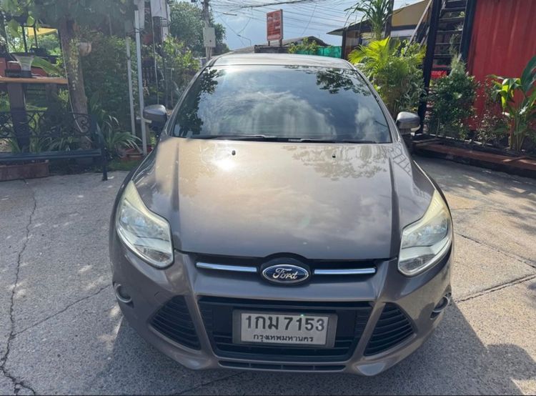 รถ Ford Focus 2.0 Titanium สี เทา