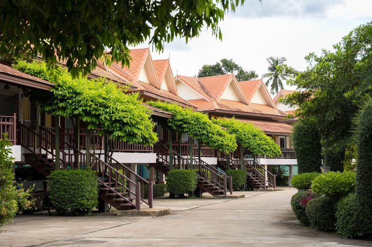ขายรีสอร์ทสวยติดแม่น้ำ กำแพงเพชร พร้อมร้านอาหาร+คาเฟ่ พร้อมดำเนินกิจการต่อได้เลย