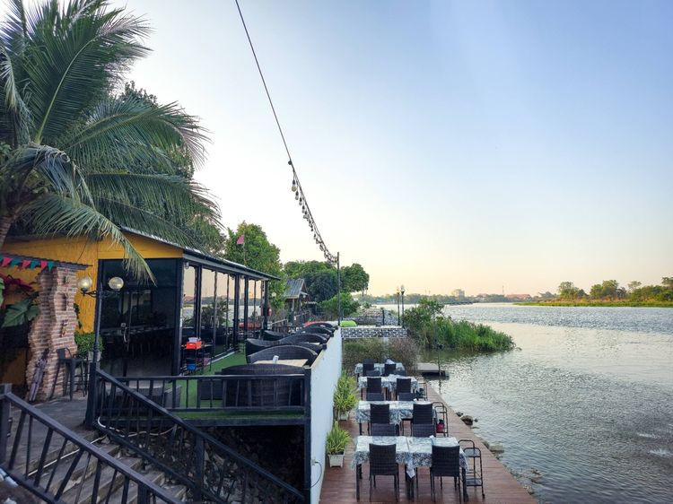 ขายรีสอร์ทสวยติดแม่น้ำ กำแพงเพชร พร้อมร้านอาหาร+คาเฟ่ พร้อมดำเนินกิจการต่อได้เลย รูปที่ 2