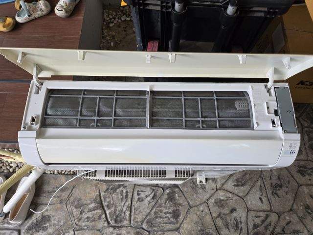 แอร์ HITACHI 12200 btu