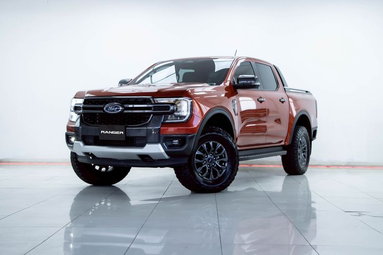รถ Ford Ranger 2.0 Hi-Rider Sport สี ส้ม