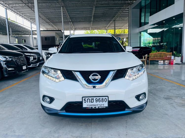 Nissan X-Trail 2017 2.0 V Hybrid 4WD Utility-car ไฮบริด เกียร์อัตโนมัติ ขาว รูปที่ 2