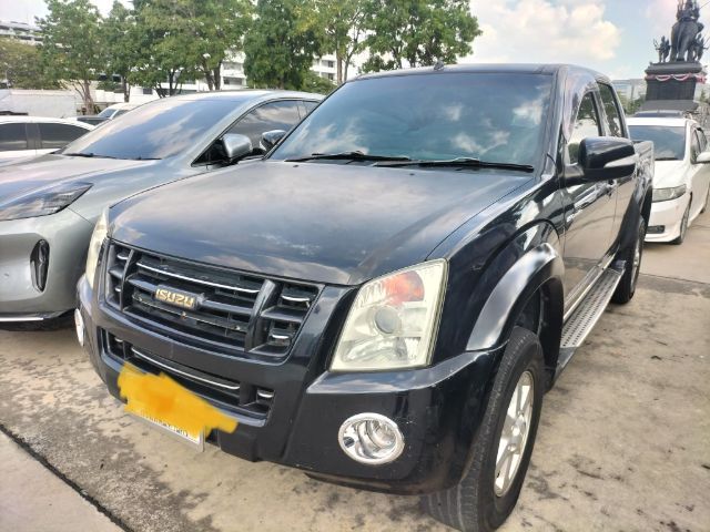 รถ Isuzu D-MAX 2.5 Hi-Lander สี ดำ