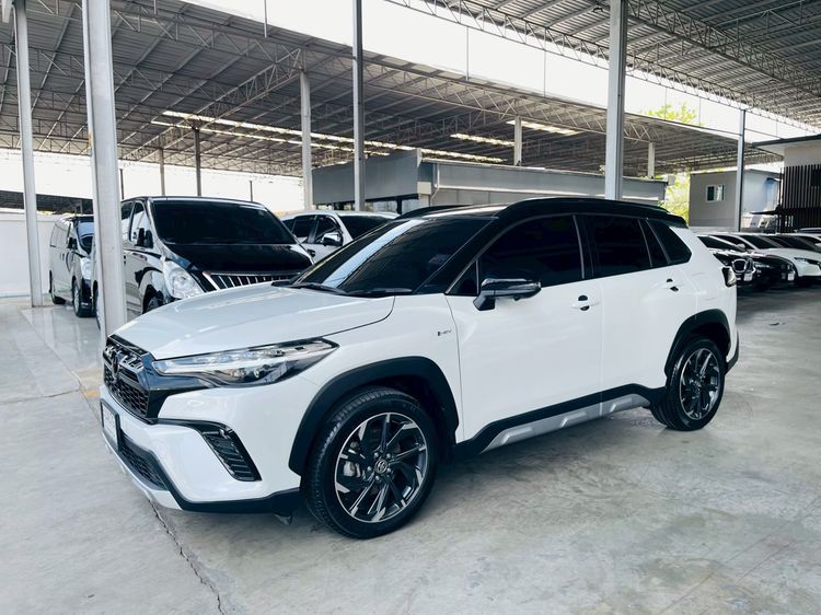 รถ Toyota Corolla Cross 1.8 HEV GR Sport สี ขาว