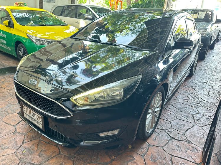 Ford Focus 2016 1.5 Sport Sedan เบนซิน ไม่ติดแก๊ส เกียร์อัตโนมัติ ดำ รูปที่ 3
