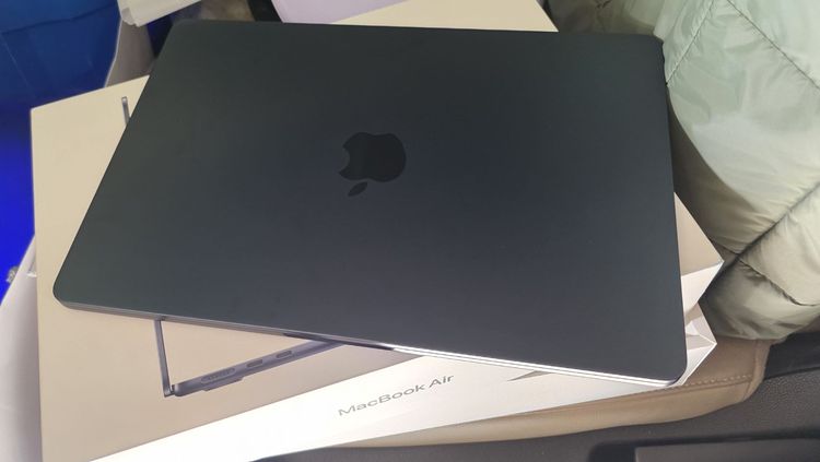 แมค โอเอส 8 กิกะไบต์ Headphone/microphone ไม่ใช่ Apple MacBook Air M3 -2025- +ซื้อมาเก็บไม่ได้ใช้.สภาพนางฟ้าทุกประการ.กล่องและอุปกรณ์ครบถ้วน+ 13.6" 8GB-256GB (ENG) สีMidnight